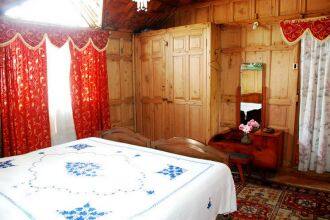 New Life Houseboat, Srinagar 2
